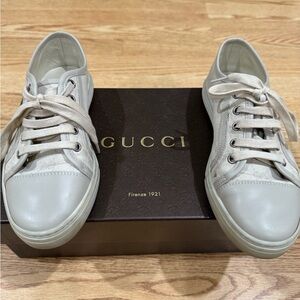 Gucci Women's Cream Lace-Up Sneakers